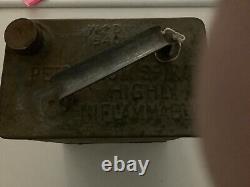 1940 WW 2 PETROL CAN Predates the JERRY CAN very rare