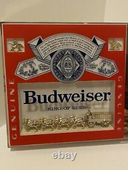 1970s Vintage Budweiser Wagon & Clydesdales Beer Cans Sign light 30x11 Rare