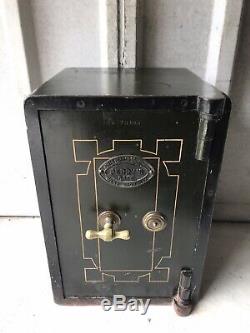 Antique Vintage Retro Rare Thomas Perry Set Of Keys Can Deliver