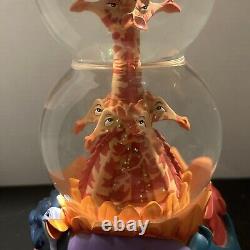 Disney The Lion King I CAN'T WAIT TO BE KING 2 Tier Snow Globe. Rare