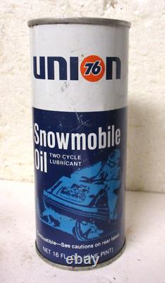 RARE Union 76 Snowmobile Oil Can all metal One Pint FULL light wear