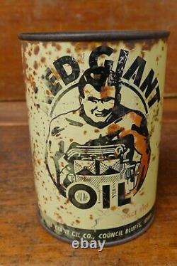 RARE Vintage Red Giant Motor Oil Metal One Quart Oil Can Council Bluffs, Iowa