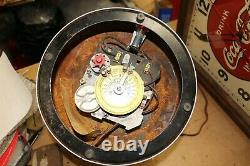 Rare Vintage 1947 PENNZOIL FollOmatic Lighted Clock Work Rotating Service Can