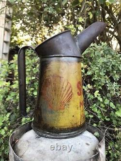 Rare Vintage Automobilia Classic Shell Motor Oil Half Gall Garage Jug Pourer Can