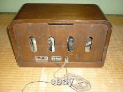 Rare beauty product You can listen to 1953 (Showa 28) Sanyo Electric SS 24