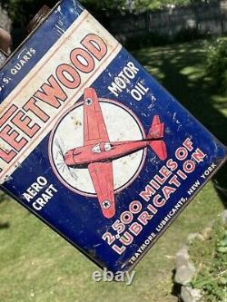 Rare vintage fleetwood aero craft motor oil 2 gallon can Plane Graphics