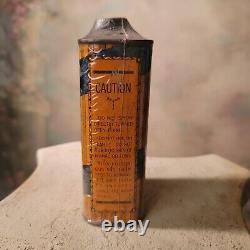 Tanglefoot Fly Spray Full Vintage Advertising Metal Can Grand Rapids Mich Rare