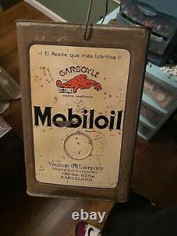 Very Rare Barcelon Mobiloil Motor Oil 5 Gallon Can Wood Handle Gargoyle Vacuum
