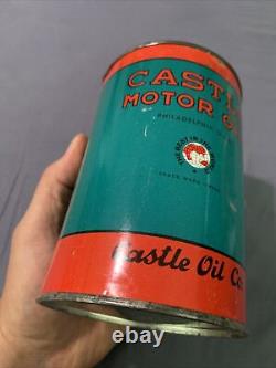 Vintage RARE Graphic Quart Service Station Castle Motor Oil Can Philadelphia PA